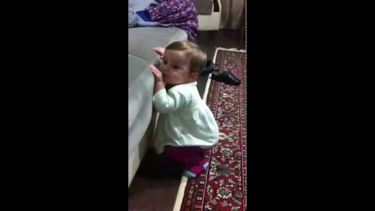 elif yurumeyi ogreniyor